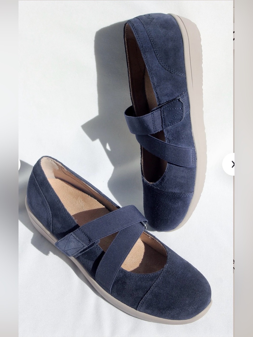 Vionic Navy Suede leather Mary Jane Flats with Elastic Cross Straps size 10 wide